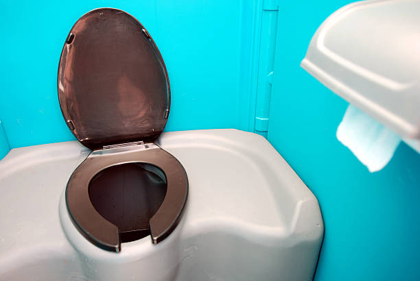 Best Portable restroom trailer rental  in Winfield, MO